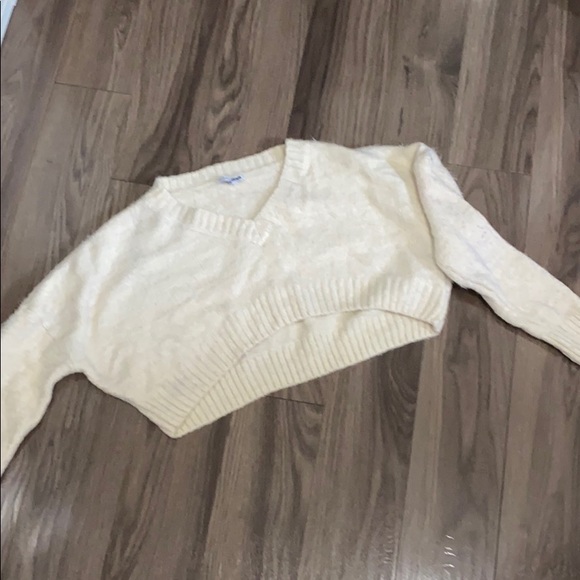 Fashion Nova Cropped Knitted Tee